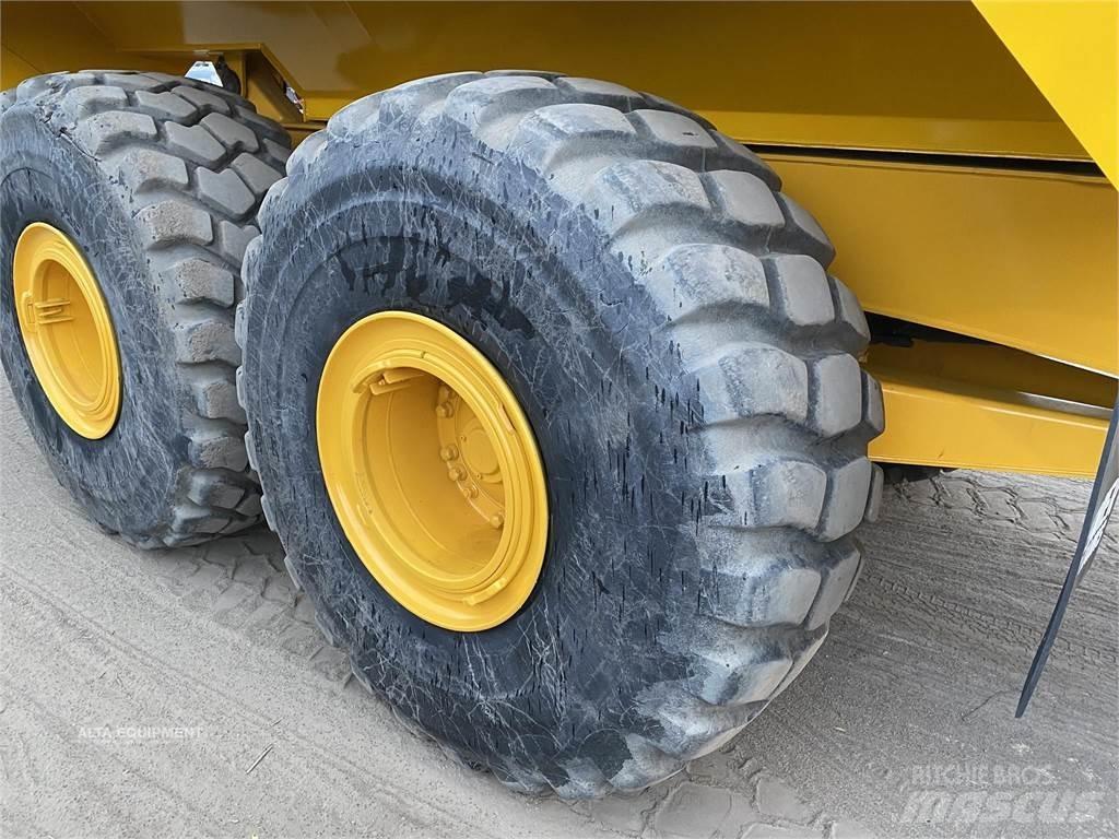 Volvo A40G Vesisäiliöautot