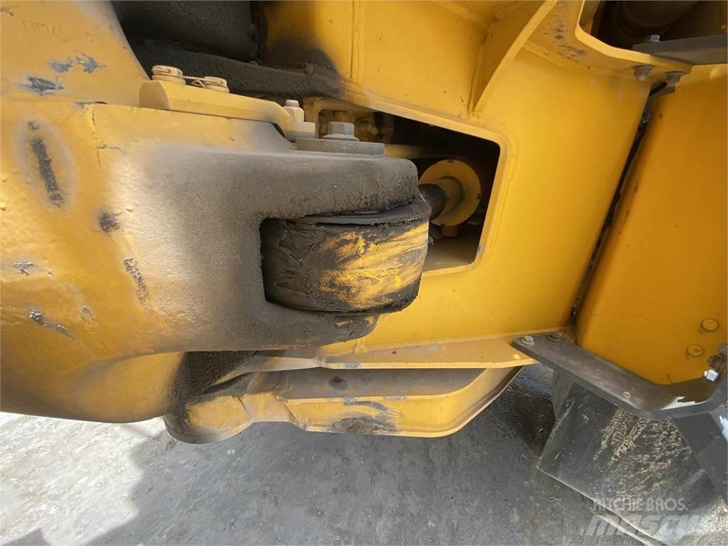 Volvo A40G Vesisäiliöautot