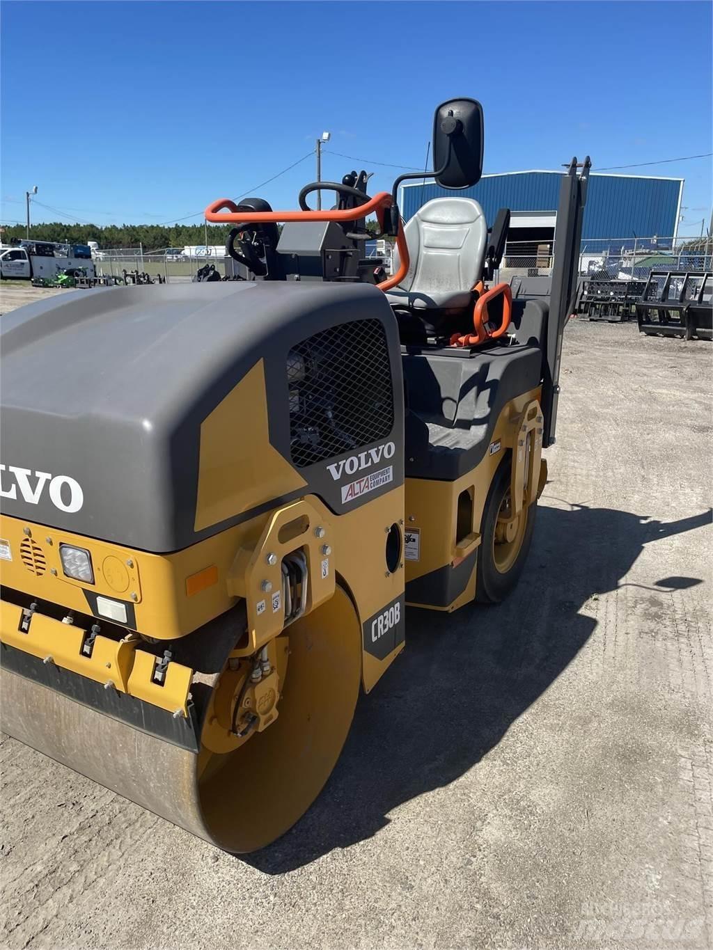 Volvo CR30B Yhdistelmäjyrät