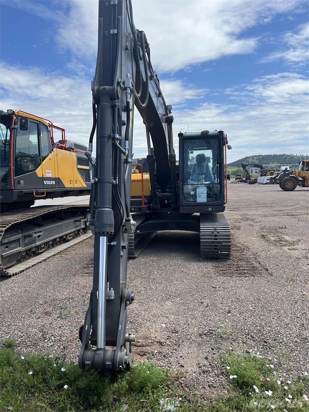 Volvo EC140EL Telakaivukoneet