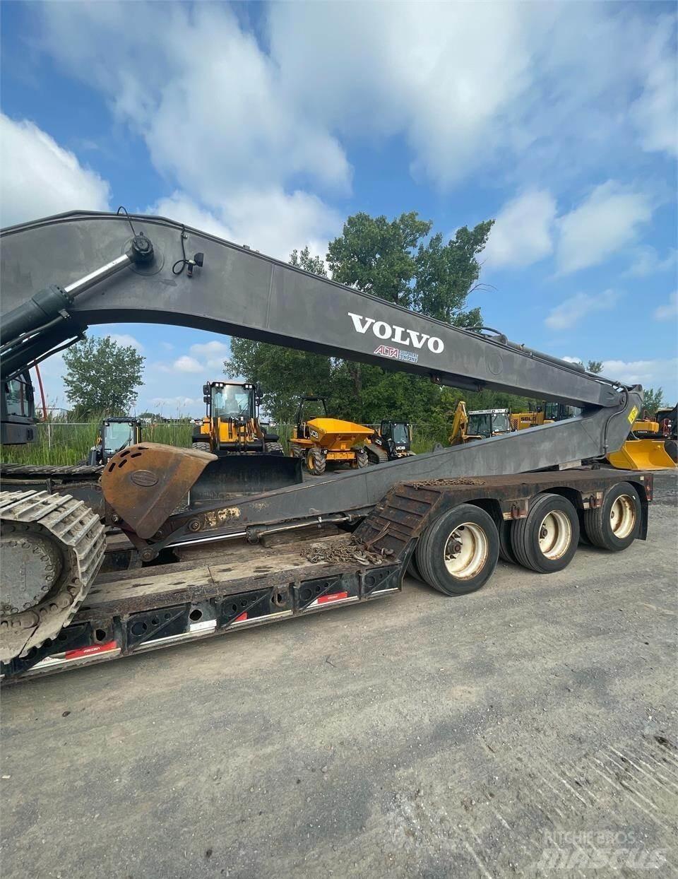 Volvo EC250E LR Telakaivukoneet