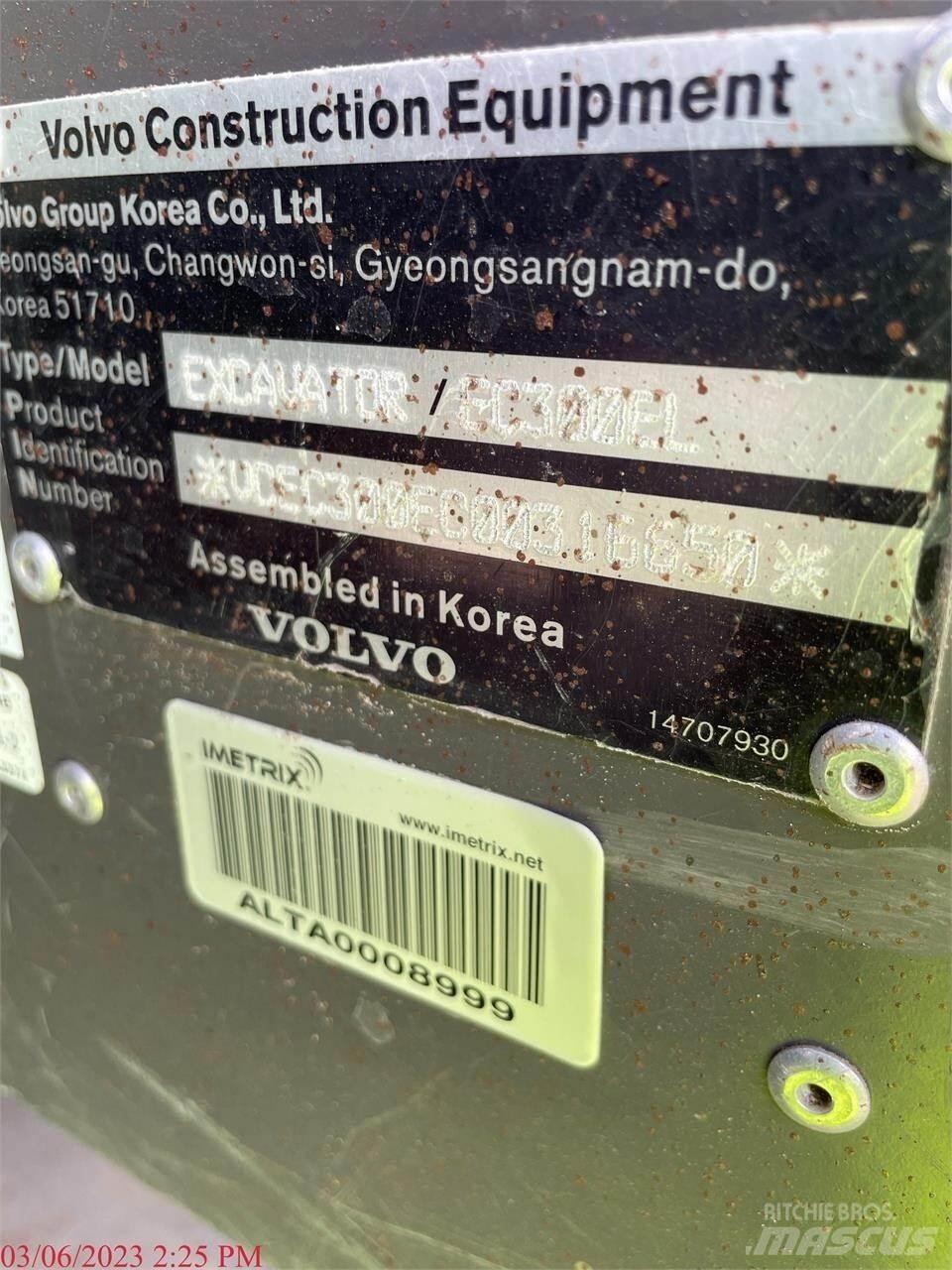 Volvo EC300EL Telakaivukoneet