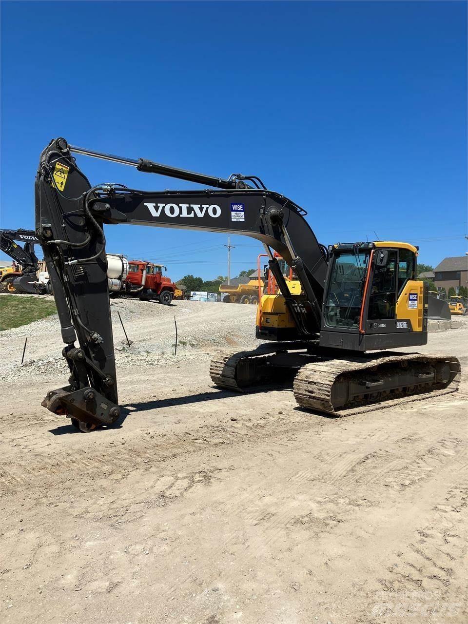 Volvo ECR235EL Telakaivukoneet