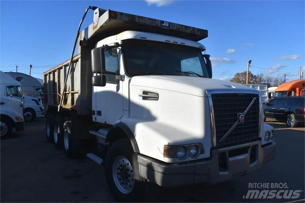 Volvo VHD84B200 Sora- ja kippiautot