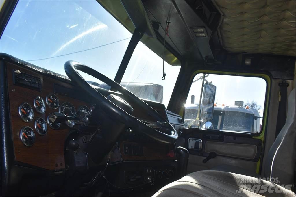 Western Star 4900 Sora- ja kippiautot