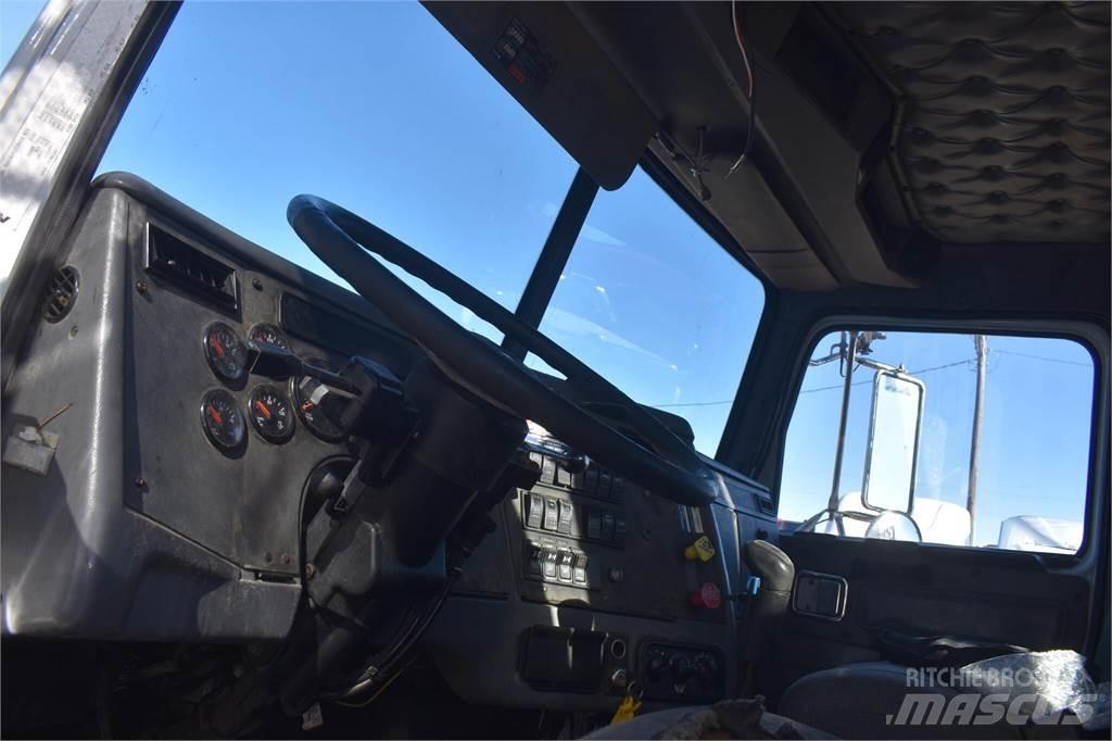 Western Star 4900 Nosturiautot