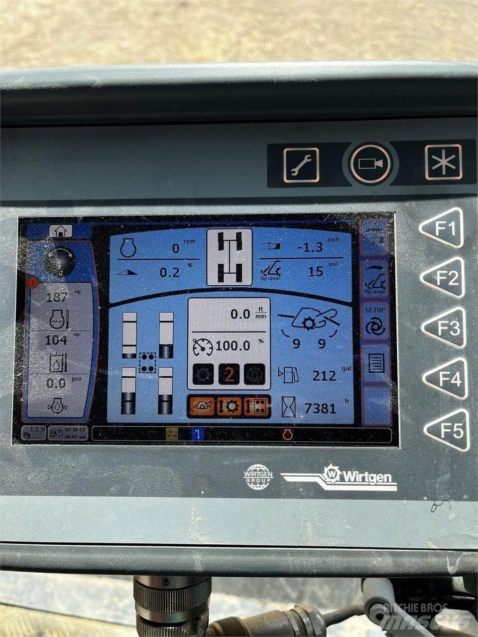Wirtgen WR240I Asfaltin uusiokäyttölaitteet