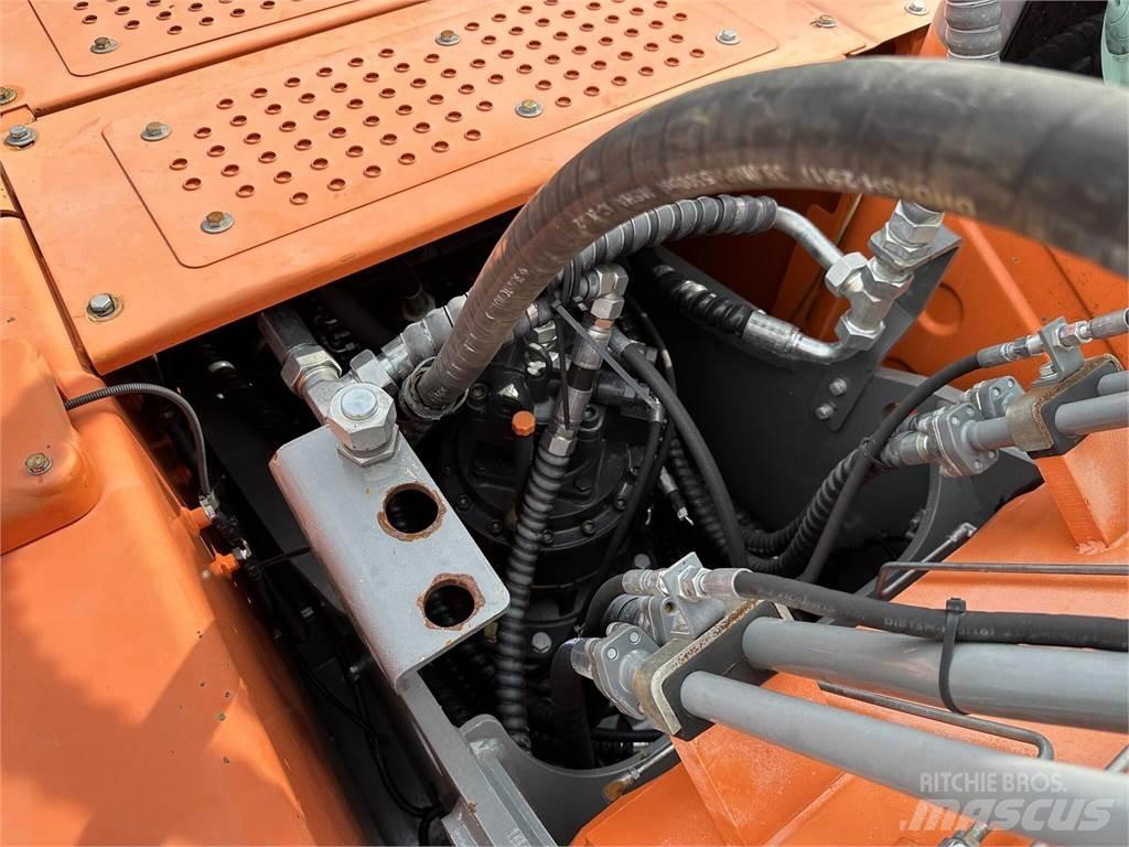 XCMG XE210CU Telakaivukoneet