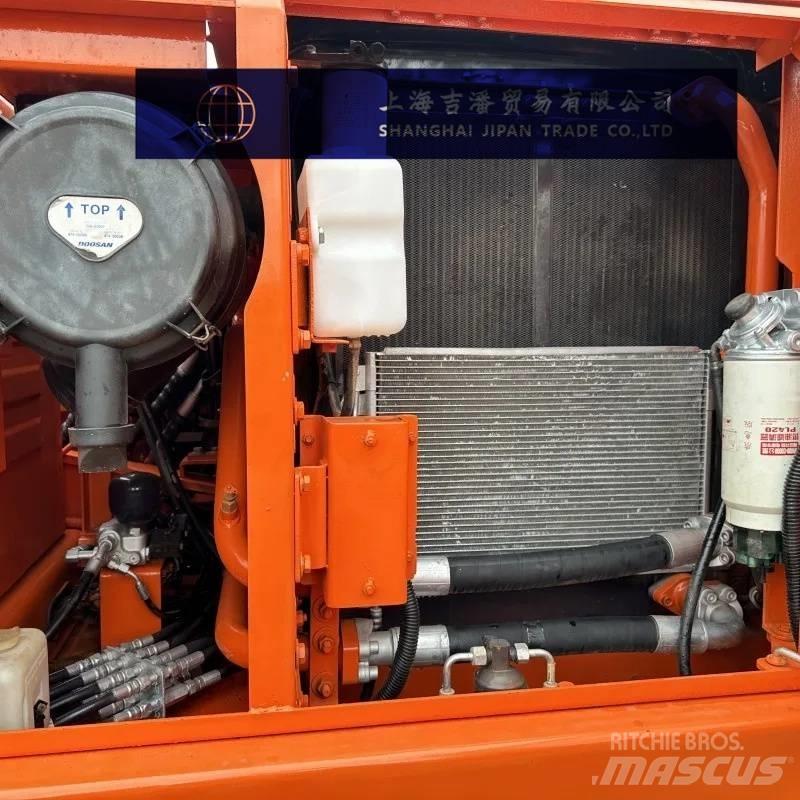 Doosan DX 150 Telakaivukoneet