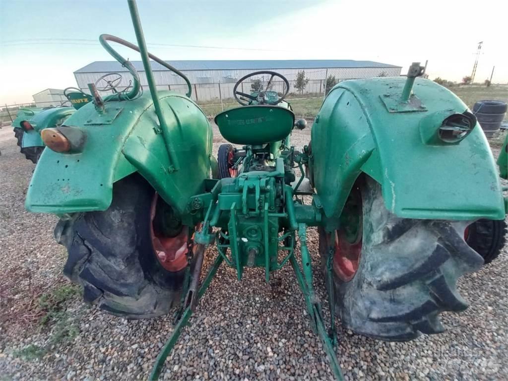 Deutz-Fahr D 40 Traktorit