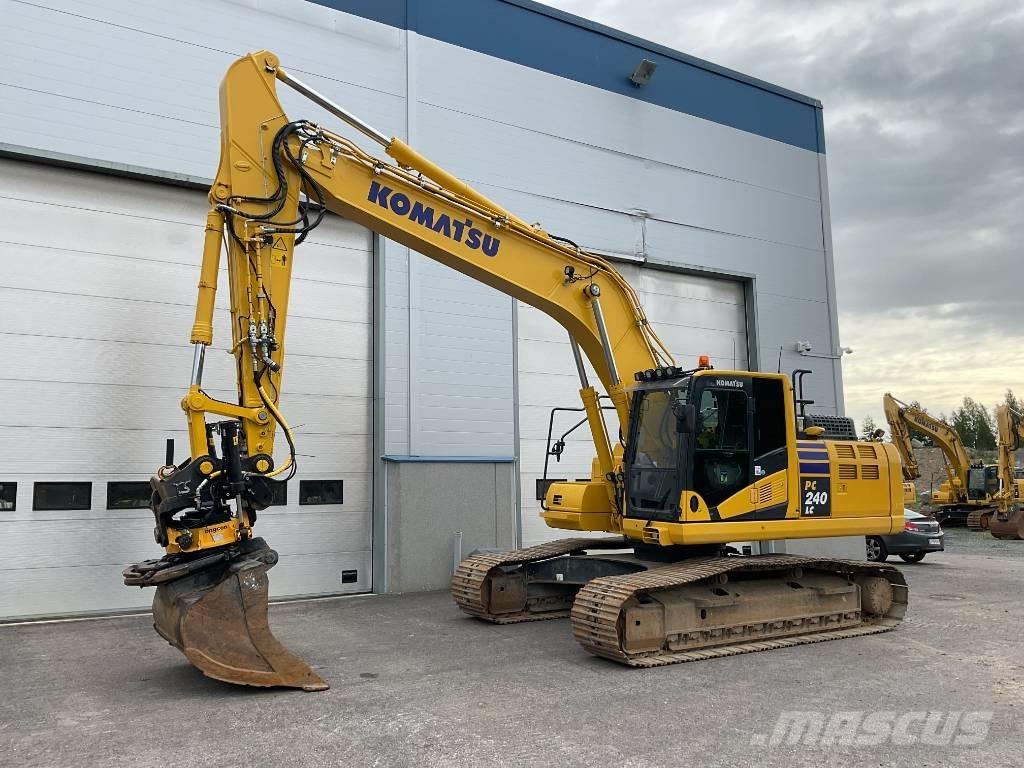 Komatsu PC240LC-11 Telakaivukoneet