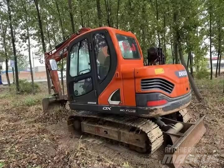 Doosan DX75 Telakaivukoneet