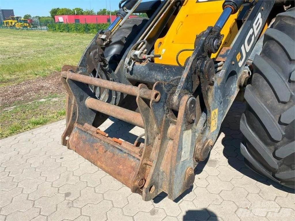 JCB 427 HT AGRI Pyöräkuormaajat