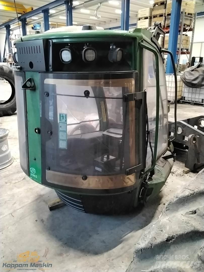 John Deere 1470g Ohjaamo ja sisusta