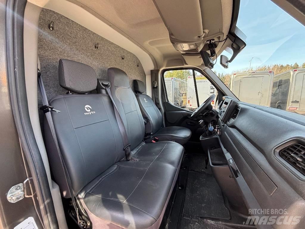 Renault Master Eläinkuljetusautot
