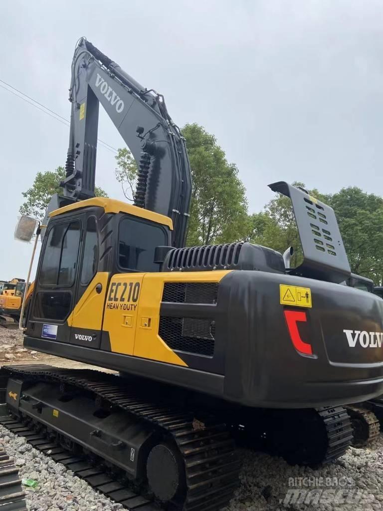 Volvo EC210 Telakaivukoneet