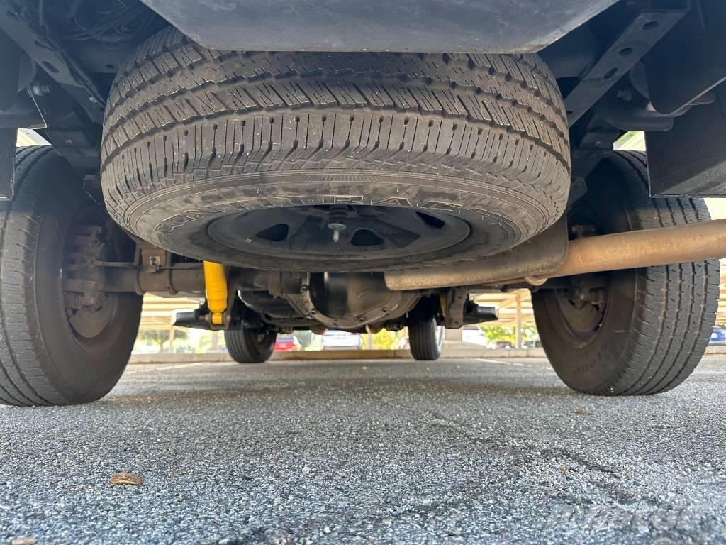 Ford F 250 SD Lava-autot