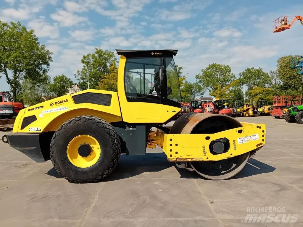 Bomag BW 213 D-5 Tiivistyskoneet