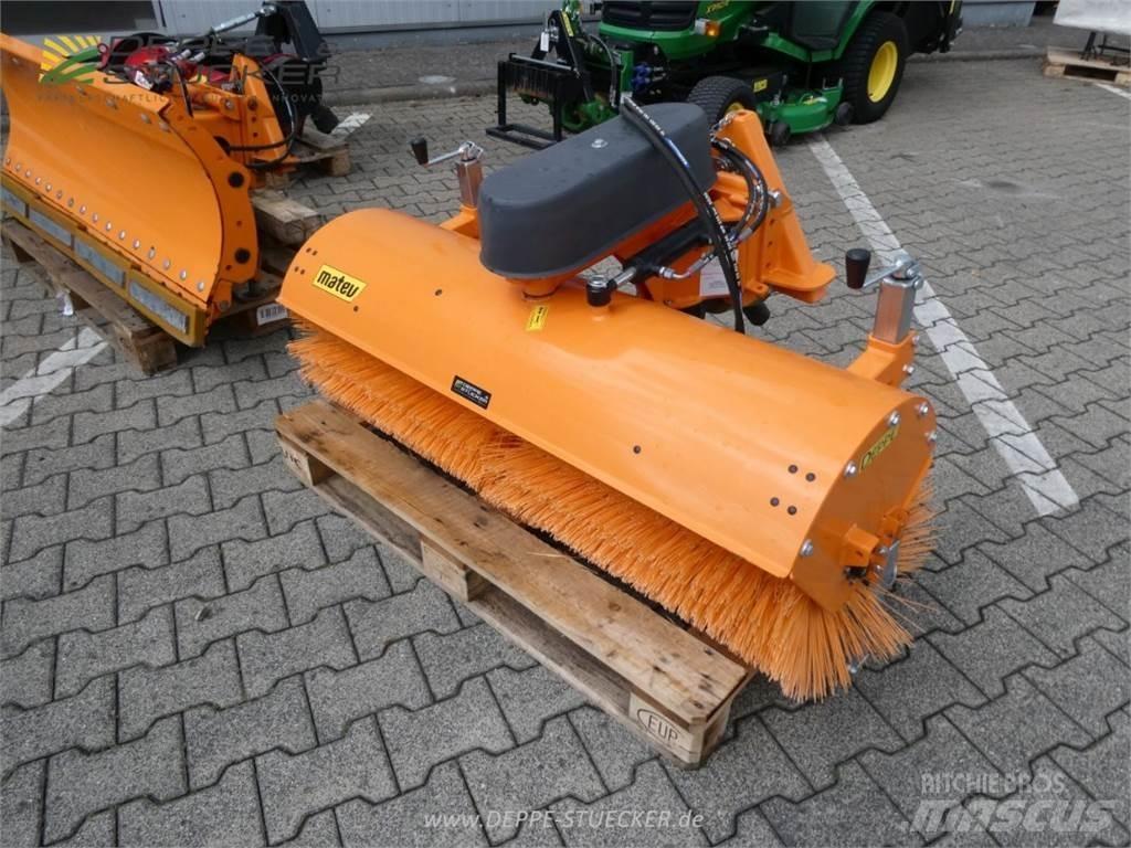 John Deere X950R Taajamatraktorit