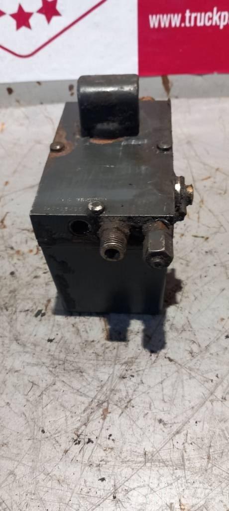 Scania R 440.   1549741 Hydrauliikka