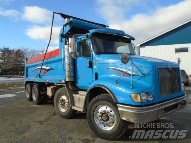 International 9200 i Sora- ja kippiautot