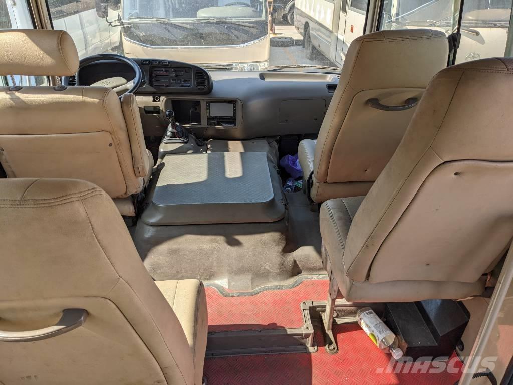 Toyota Coaster Bus Minibussit