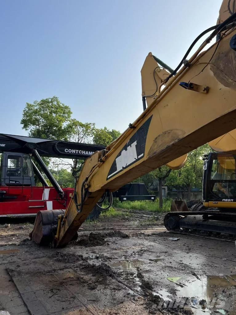CAT 320BL Telakaivukoneet