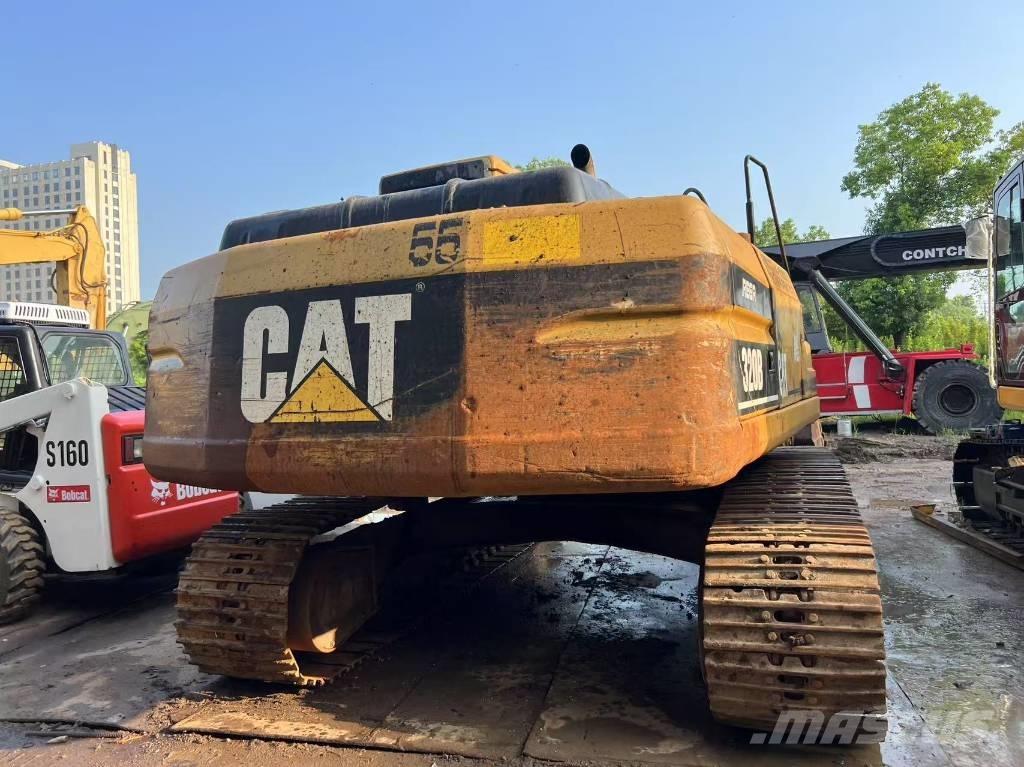 CAT 320BL Telakaivukoneet