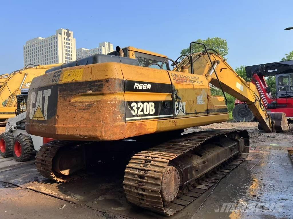 CAT 320BL Telakaivukoneet