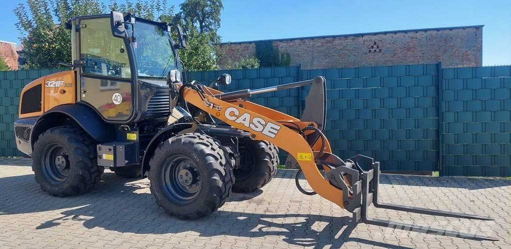 CASE 321 F Evolution Pyöräkuormaajat