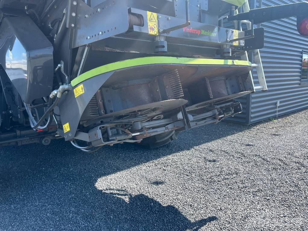 CLAAS Lexion 780 TT Leikkuupuimurit