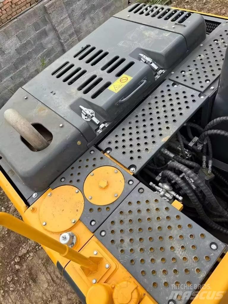Volvo EC140 Telakaivukoneet