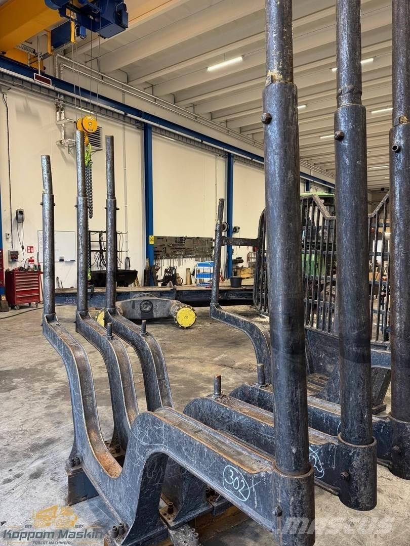 John Deere 1210E Muut