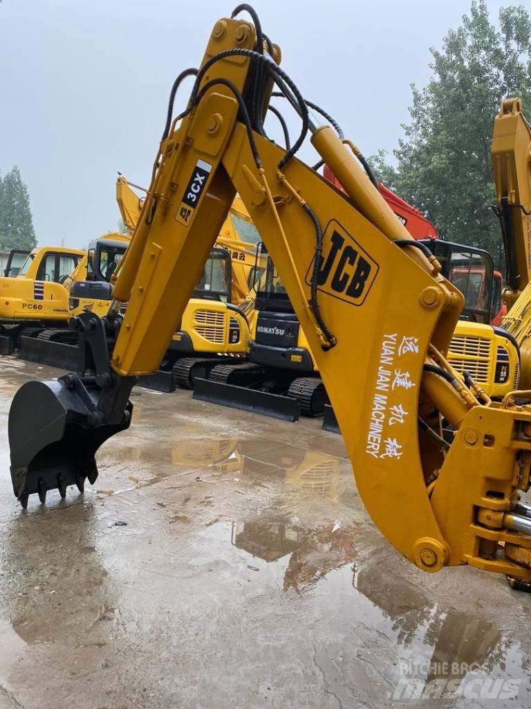 JCB 3 CX Kaivurikuormaajat