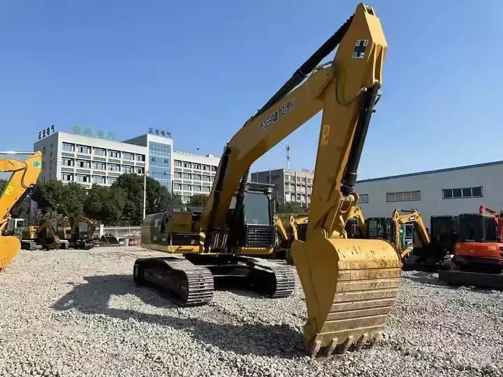 CAT CAT324D2 Telakaivukoneet