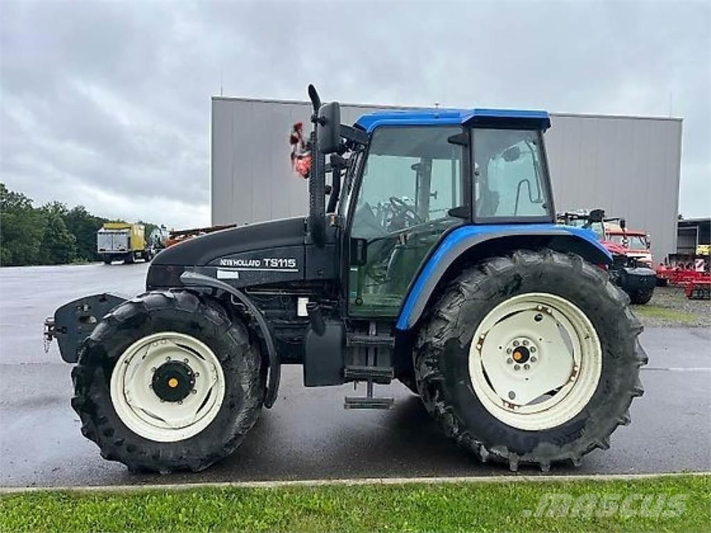New Holland TS 115 Traktorit