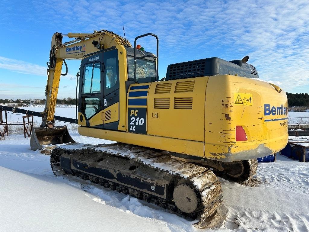 Komatsu PC 210 LC-11 Telakaivukoneet