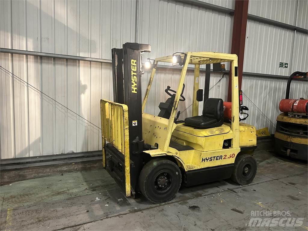 Hyster H2.50XM Nestekaasutrukit