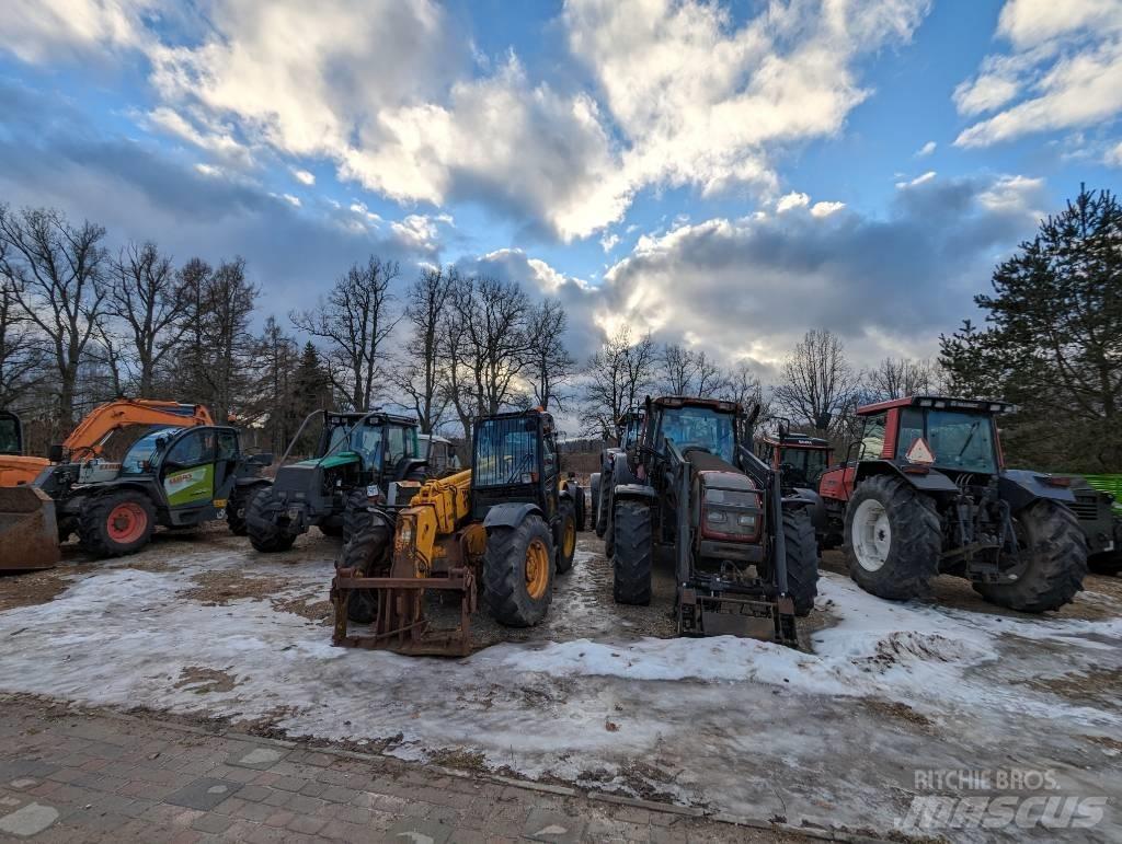 Valtra Valmet 8300 Traktorit