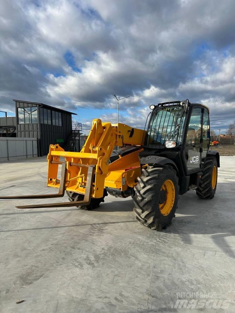 JCB 531-70 Kurottajat