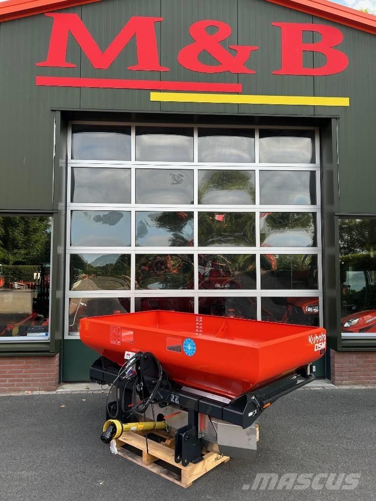 Kubota DSM 1100 Lannoitteenlevittimet