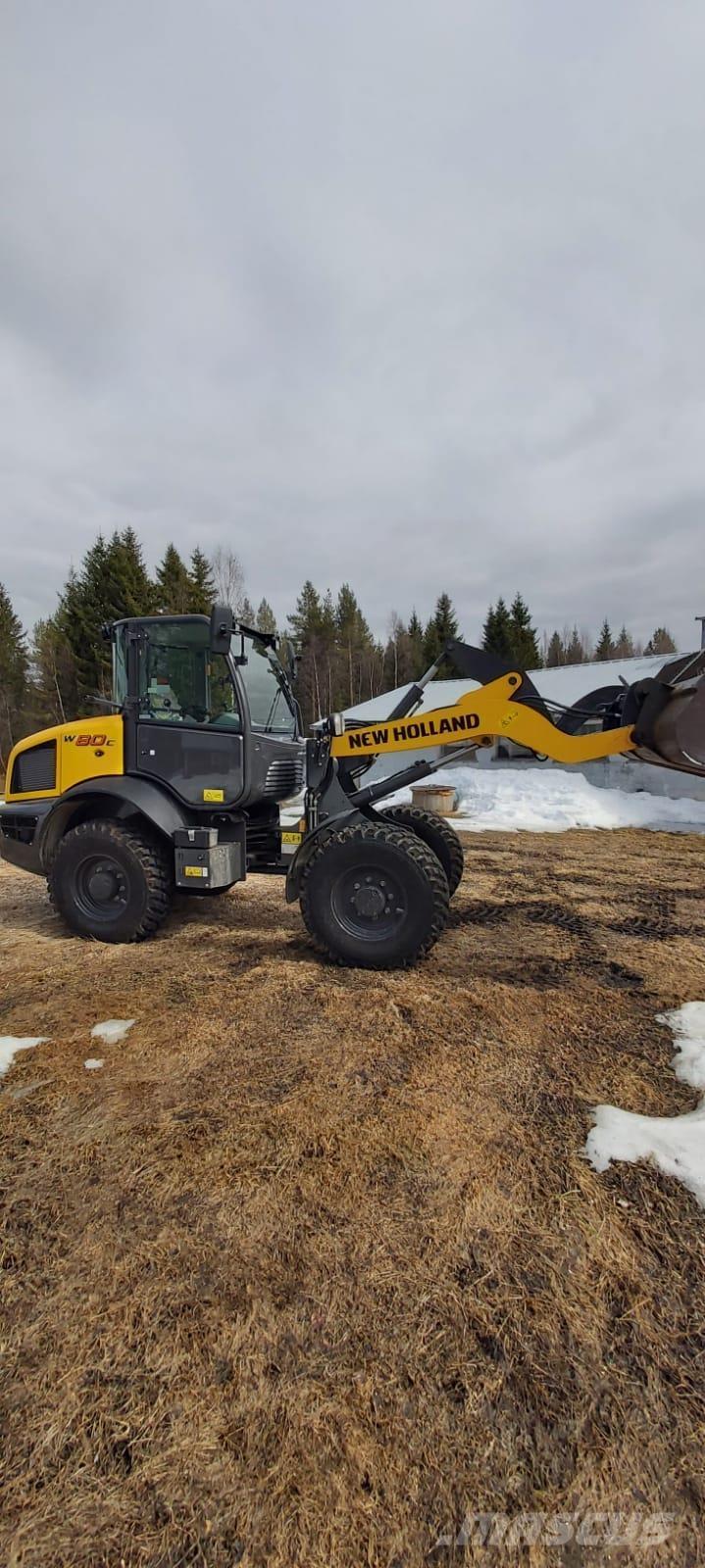 New Holland W80C Pyöräkuormaajat