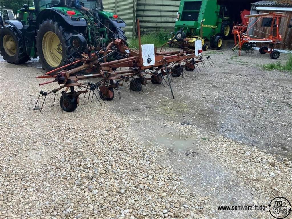 Kuhn GF 8501 Pöyhimet ja haravat