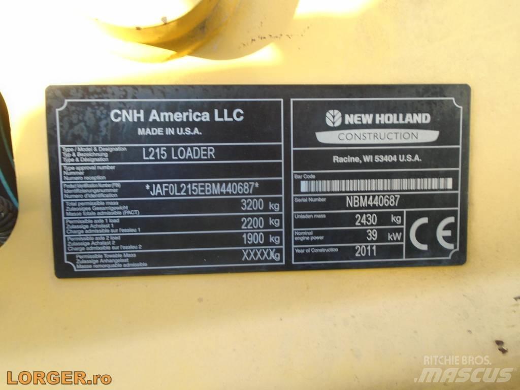 New Holland L 215 Liukuohjatut kuormaajat
