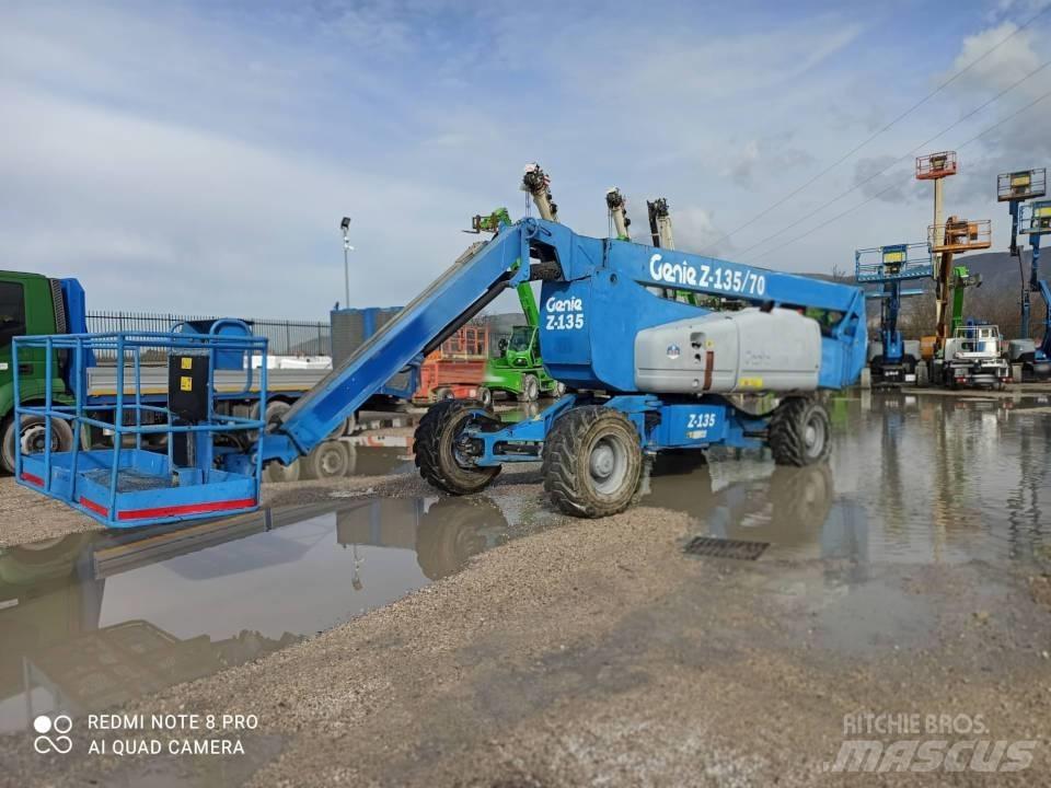 Genie Z 135/70 Kuukulkijat