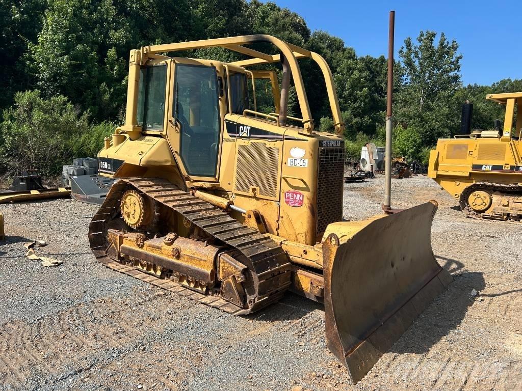 CAT D 5 N XL Telaketjupuskutraktorit