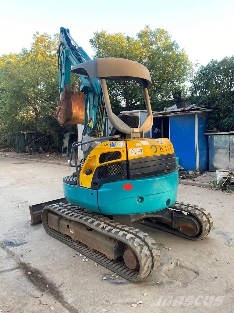 Kubota U30 Minikaivukoneet < 7t