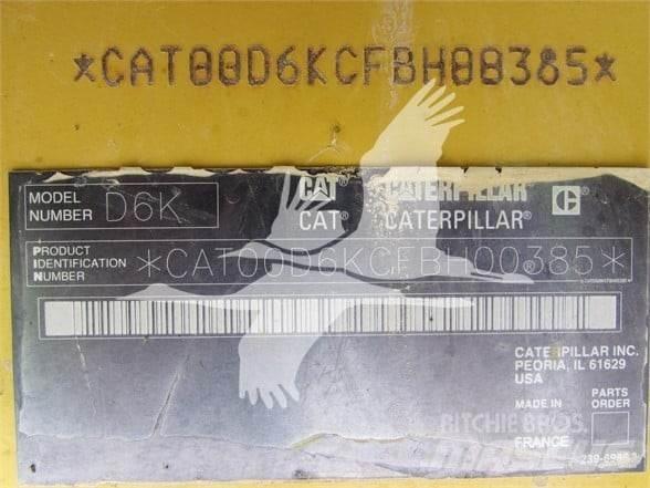 CAT D6K XL Telaketjupuskutraktorit