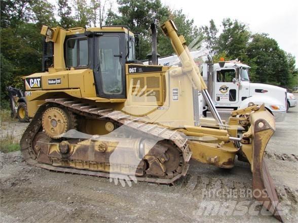 CAT D6T XL Telaketjupuskutraktorit