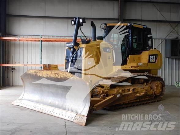 CAT D7E Telaketjupuskutraktorit